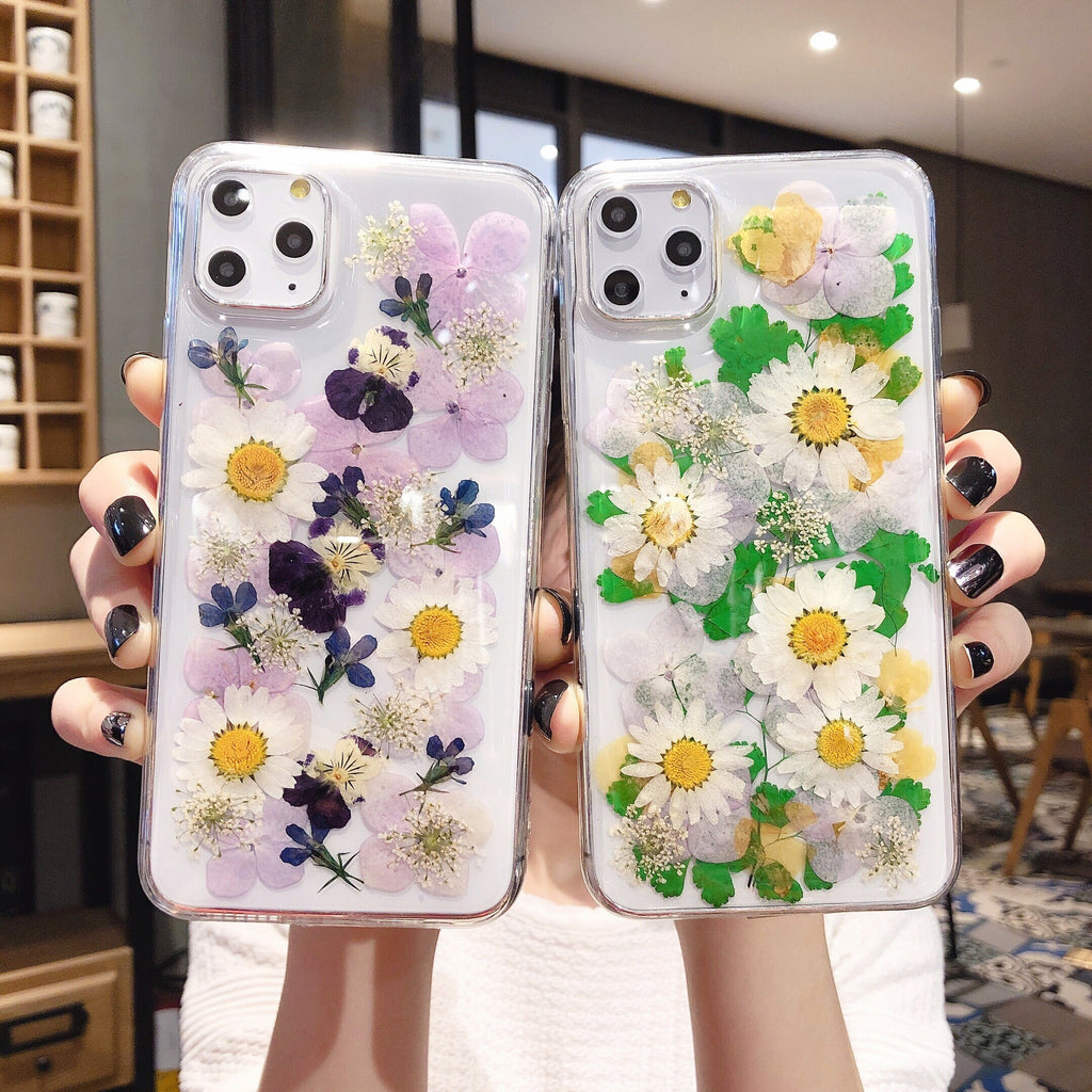 Wavly  Preserved Flower Epoxy Phone Case